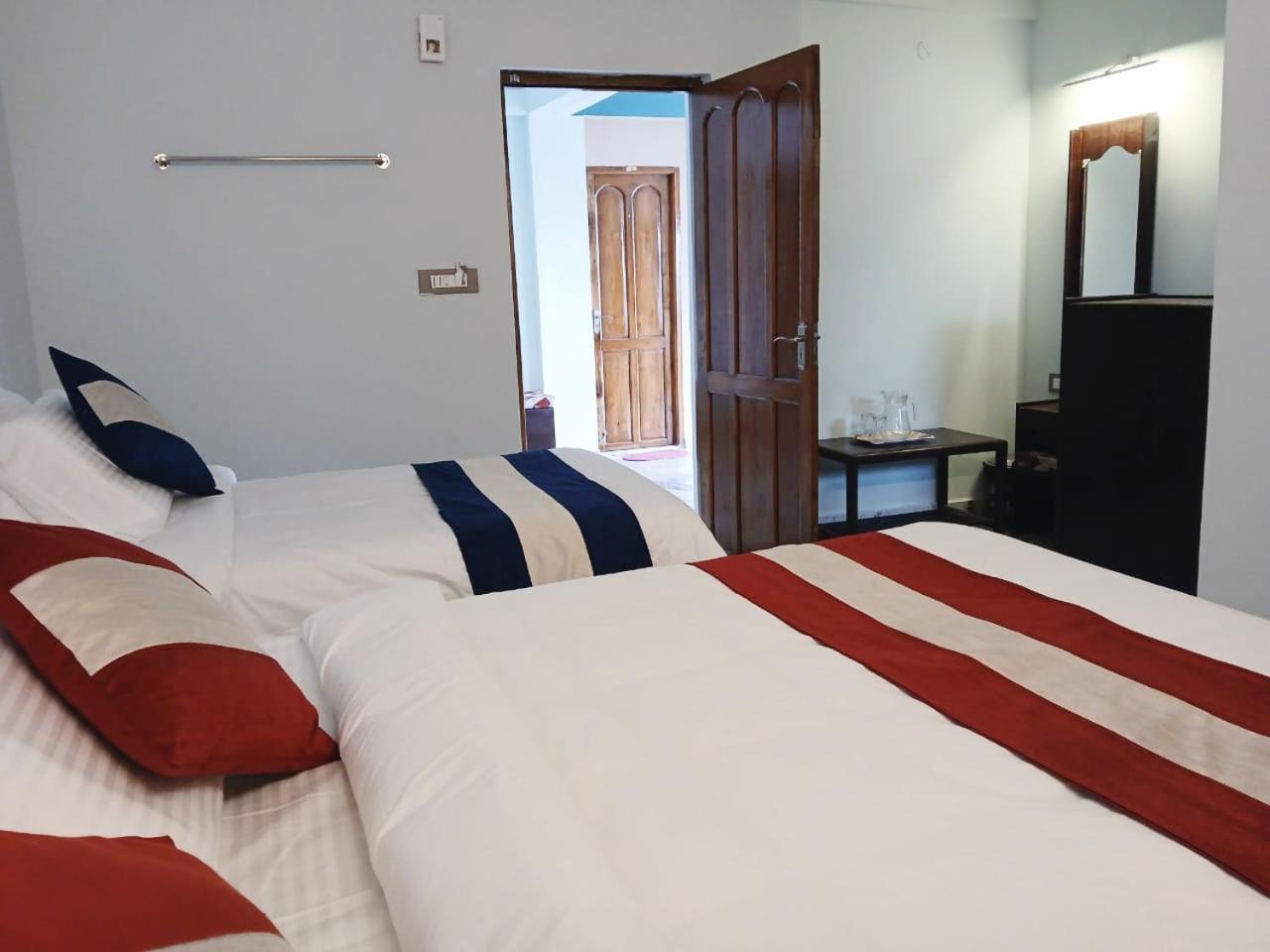 קודאיקנאל Ponmurugan Residency מראה חיצוני תמונה