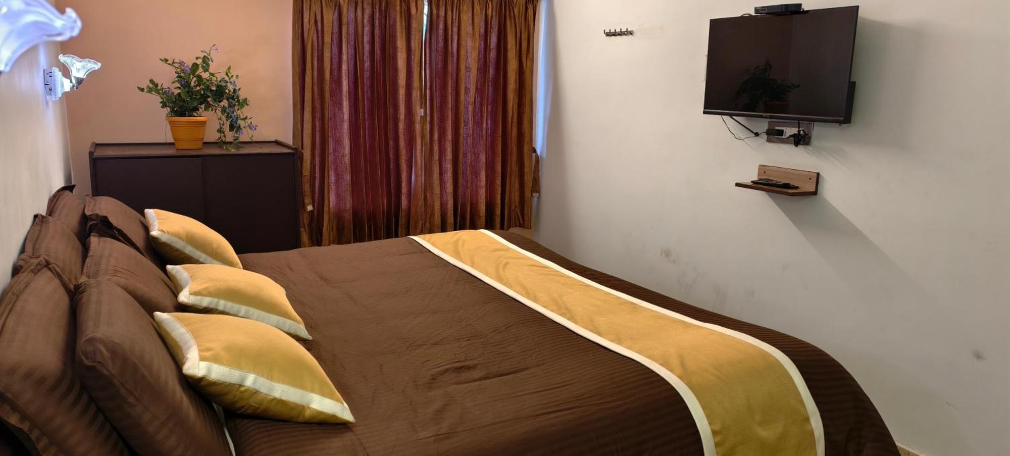 קודאיקנאל Ponmurugan Residency מראה חיצוני תמונה