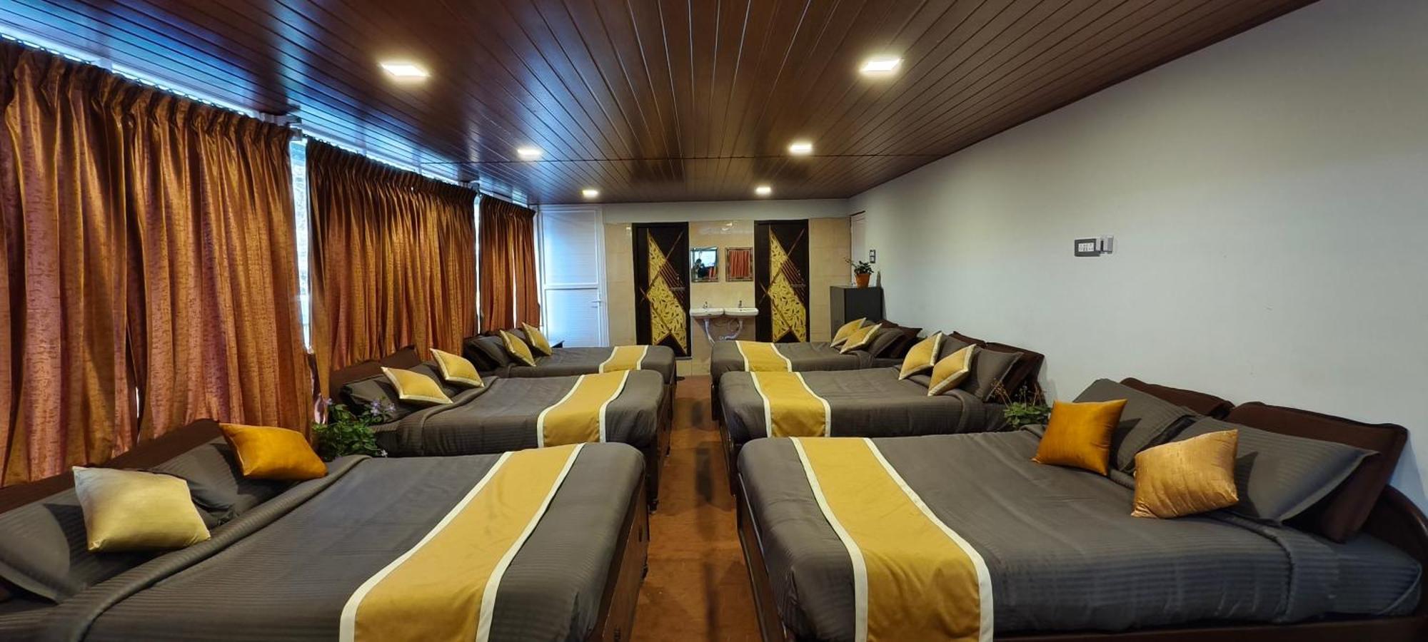 קודאיקנאל Ponmurugan Residency מראה חיצוני תמונה